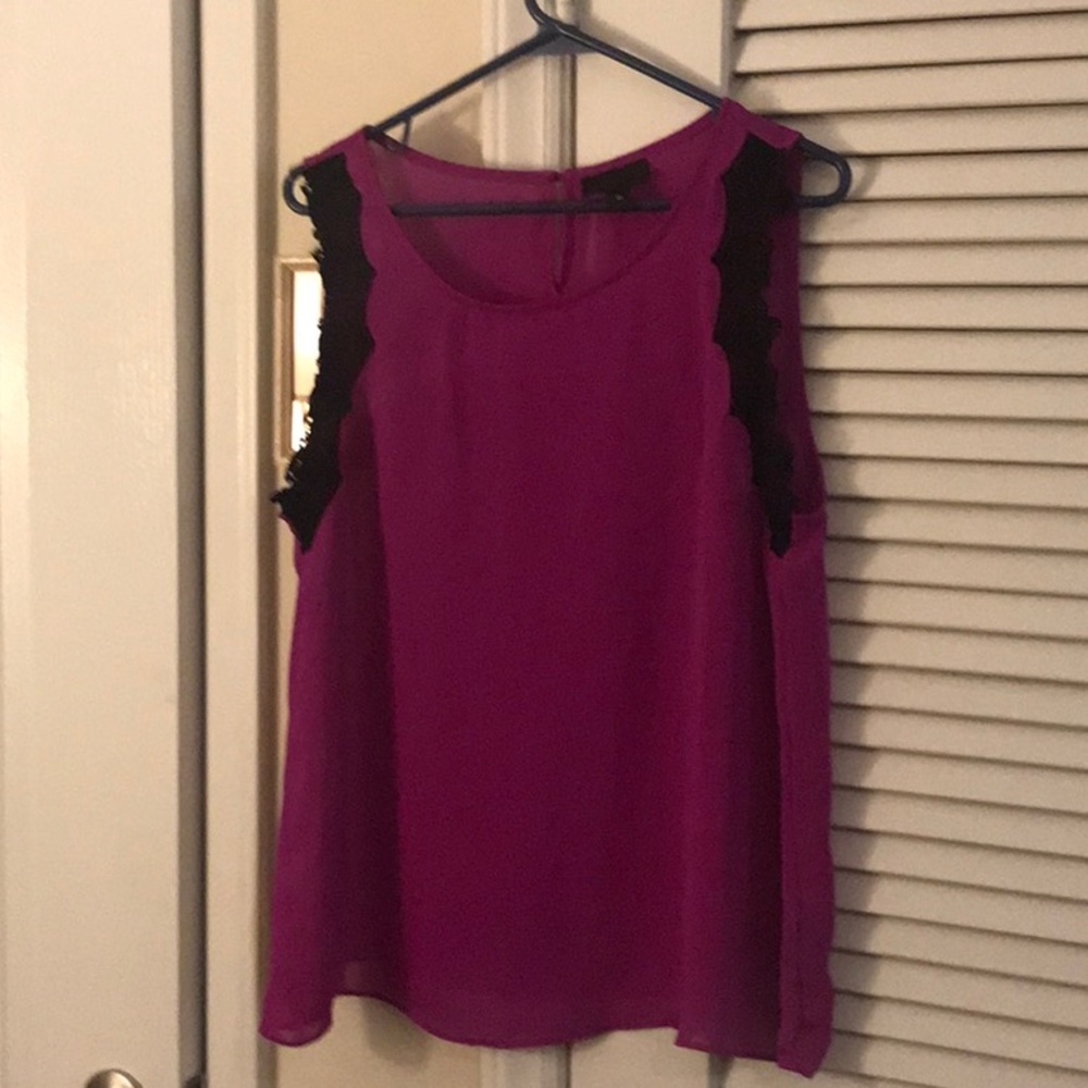 Pretty magenta sheer top with black lacy trim!  Size XL
